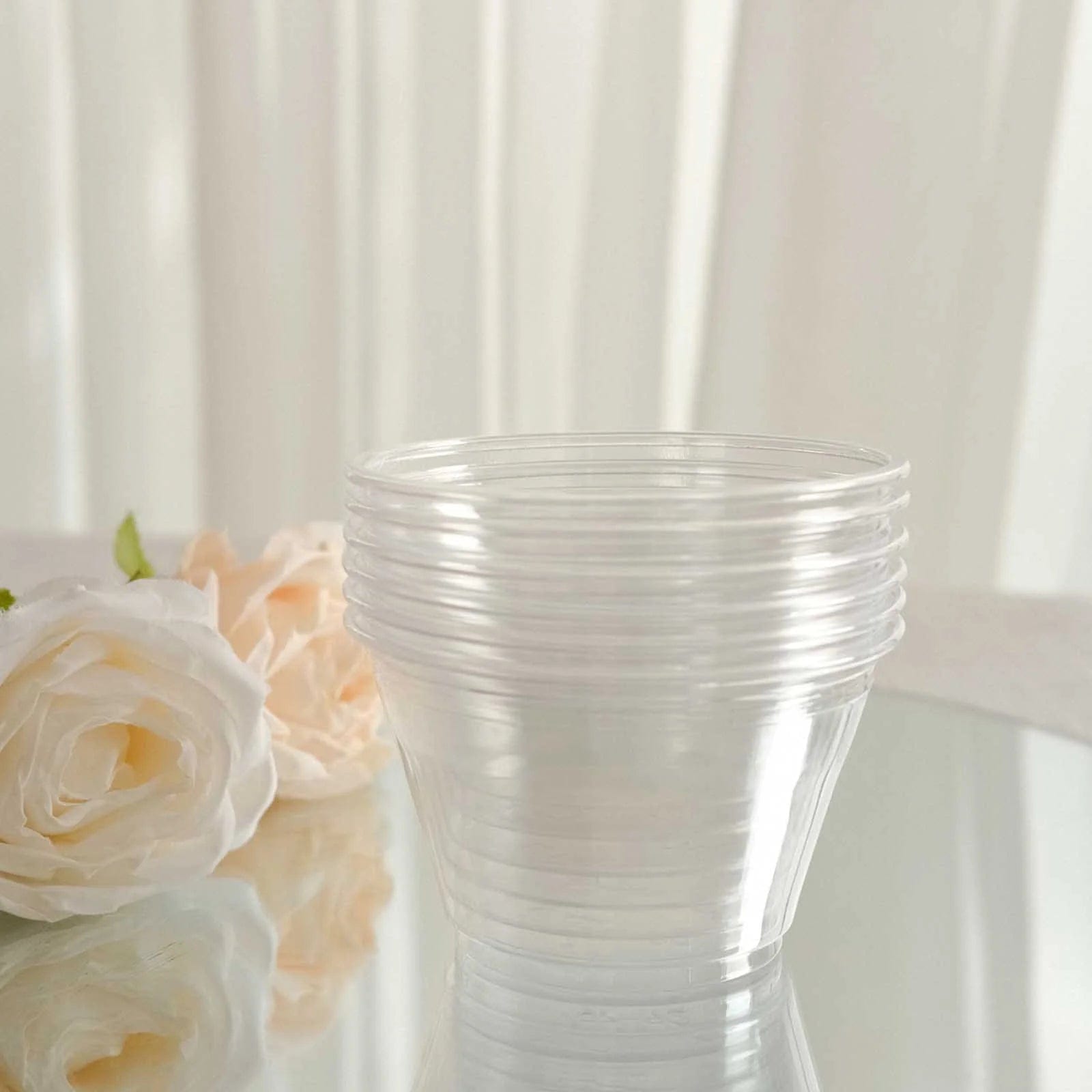 50 Clear 7 oz Disposable Round Plastic Dessert Cups with Dome Lids