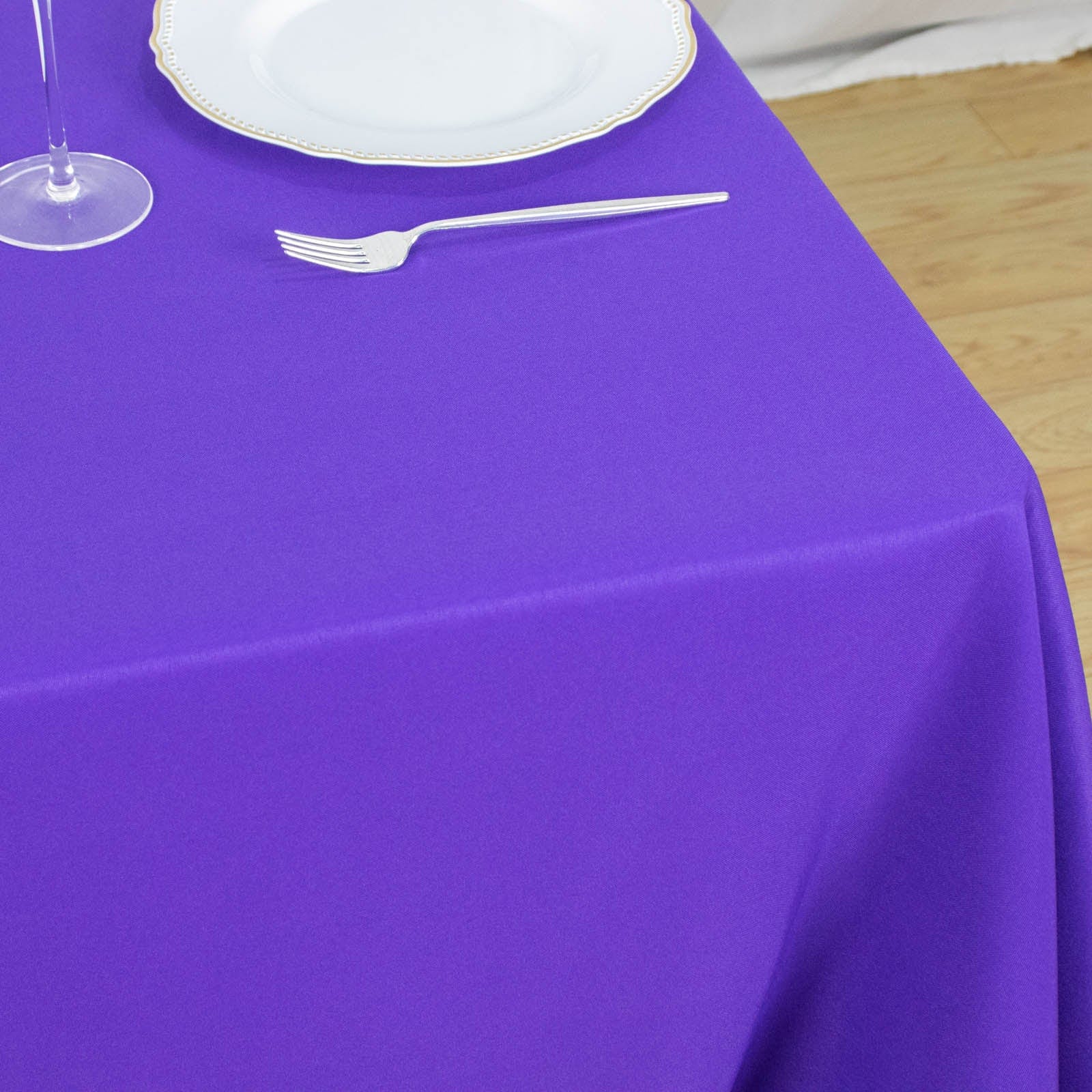 70 x 70 in Premium Polyester Square Tablecloth