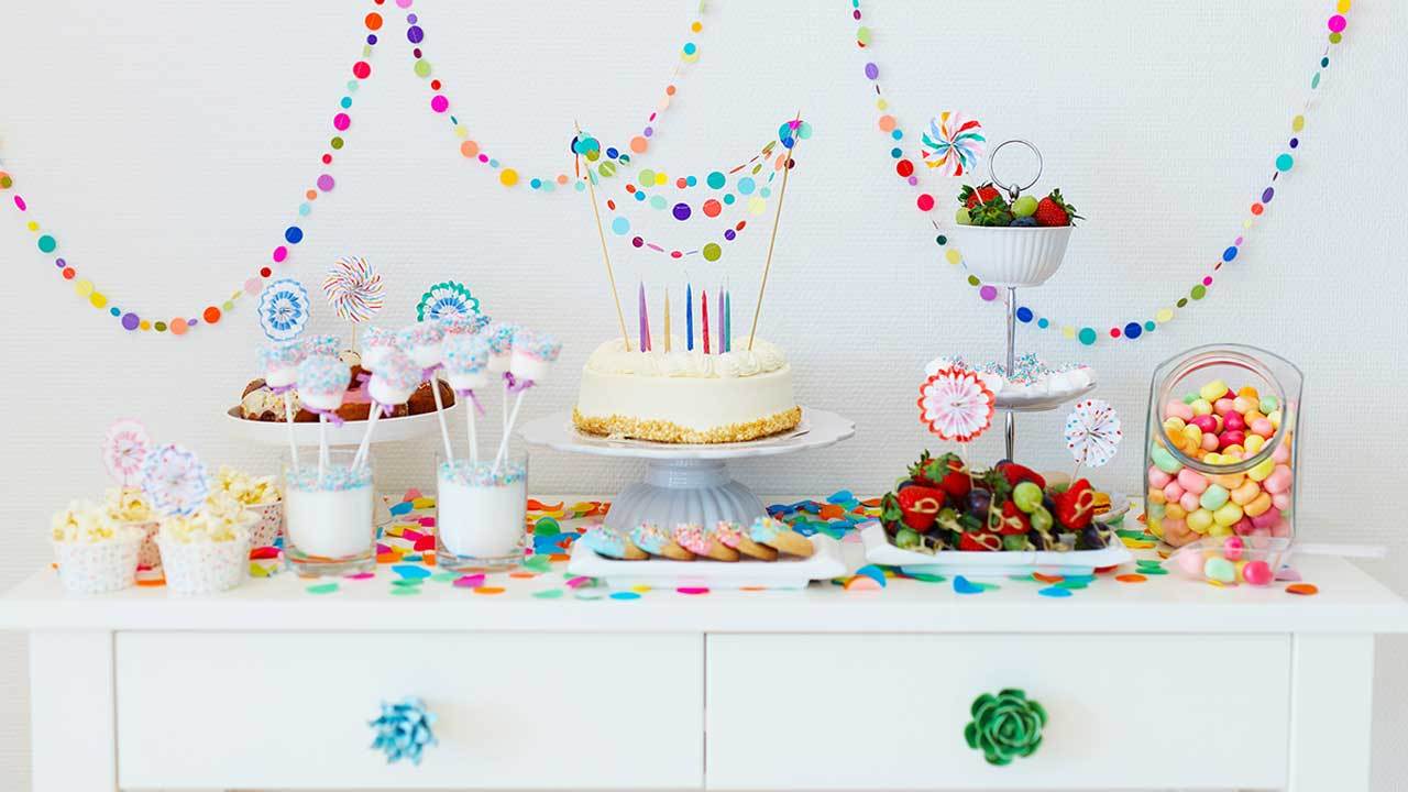 How to Plan a Party on a Budget | Easy Frugal Ideas | BalsaCircle.com ...