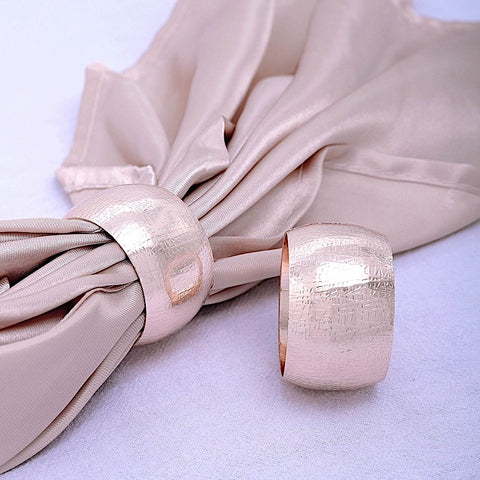 4 Metallic Napkin Rings with Woven Design