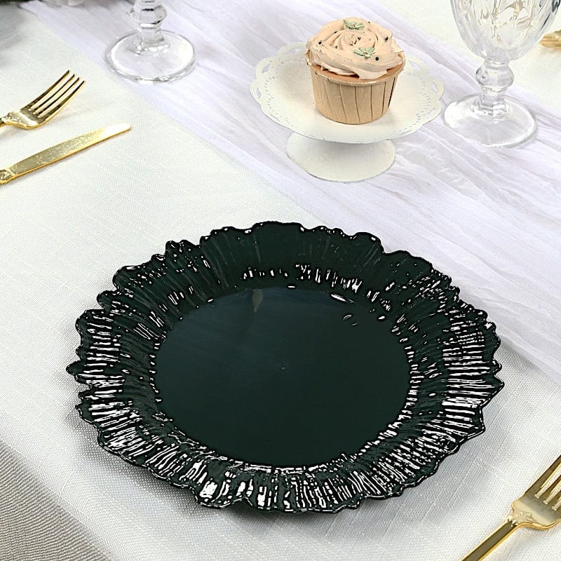20 pcs 10 in wide Disposable Plastic Plates with Reef Design