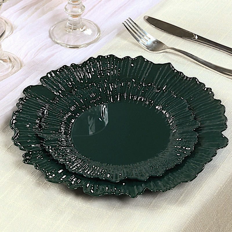 20 pcs 7 in wide Disposable Plastic Plates with Reef Design