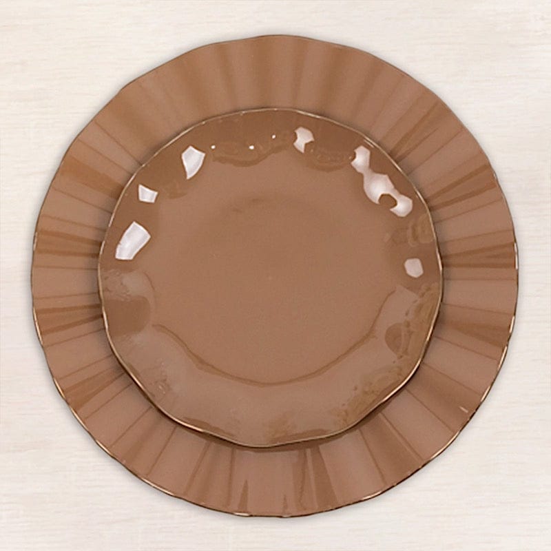 10 Round Disposable Salad Dinner Plastic Plates with Gold Wavy Trim