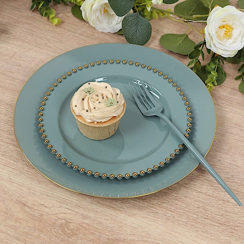 10 Round Disposable Plastic Salad and Dinner Plates with Beaded Trim