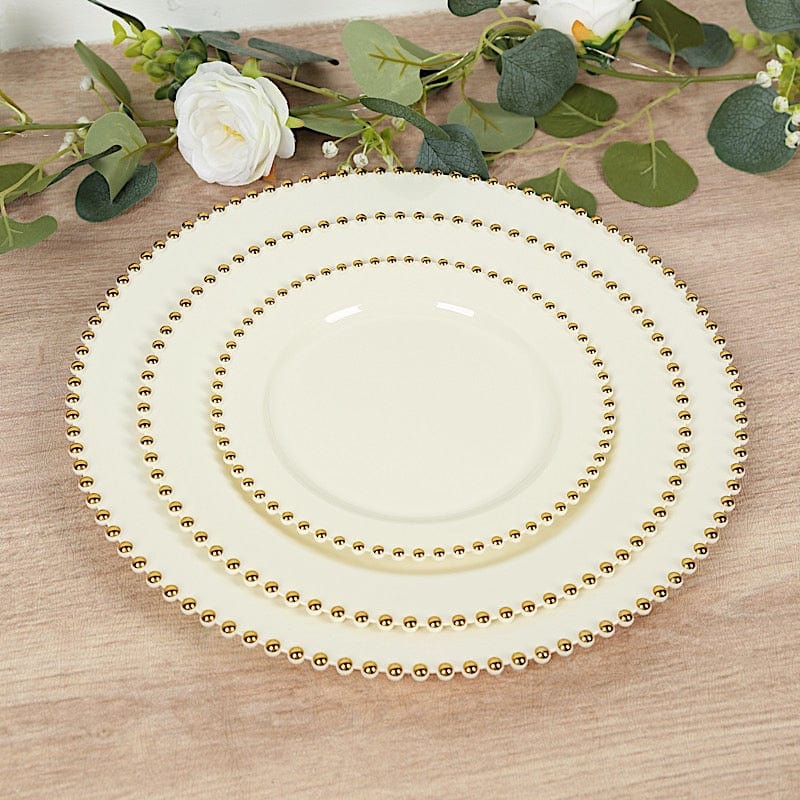 10 Round Disposable Plastic Salad and Dinner Plates with Beaded Trim