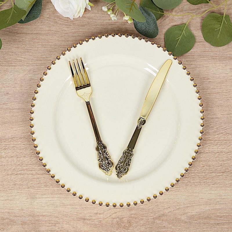 10 Round Disposable Plastic Salad and Dinner Plates with Beaded Trim