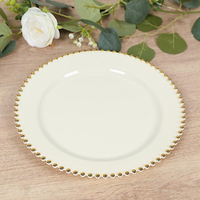 10 Round Disposable Plastic Salad and Dinner Plates with Beaded Trim