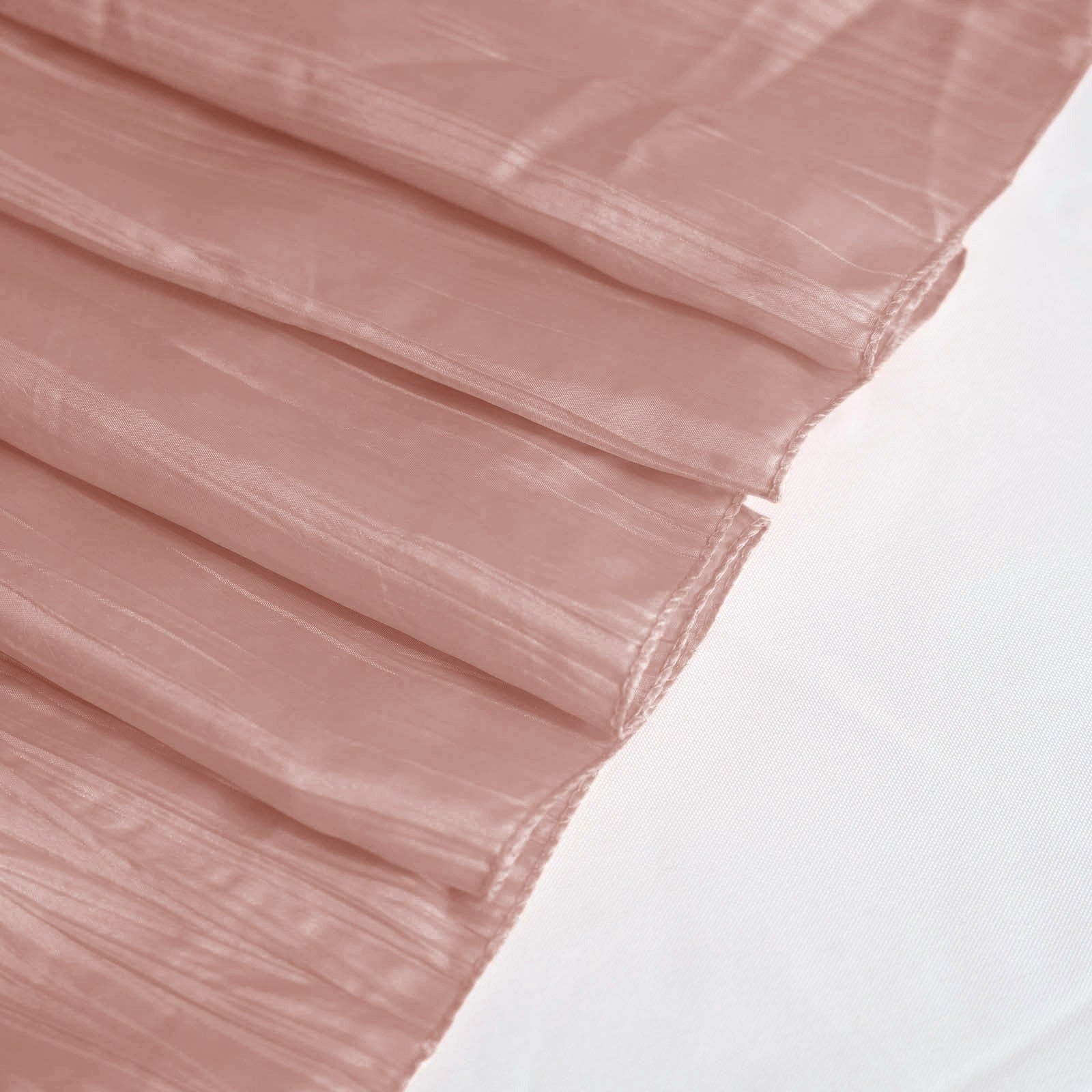 60x102 in Metallic Crinkled Taffeta Rectangular Tablecloth