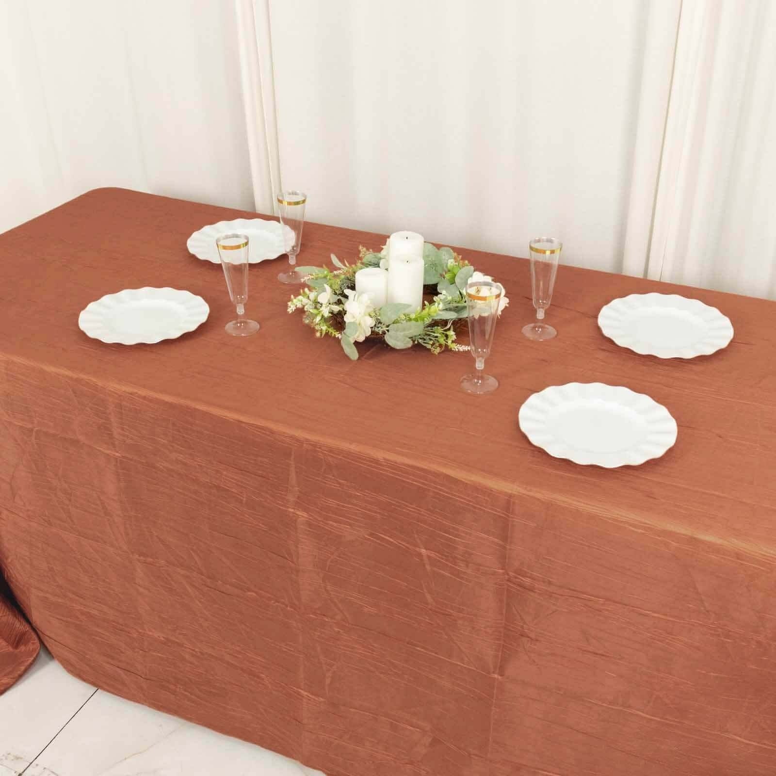 90x132 in Metallic Crinkled Taffeta Rectangular Tablecloth