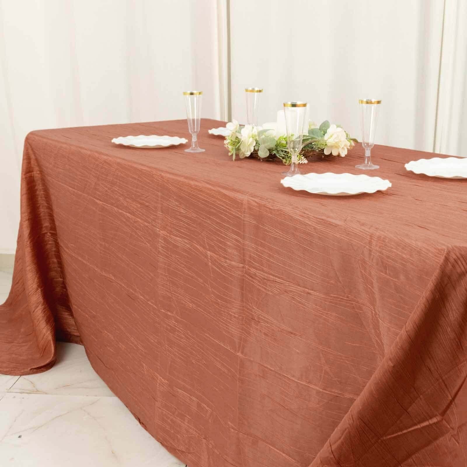 90x132 in Metallic Crinkled Taffeta Rectangular Tablecloth