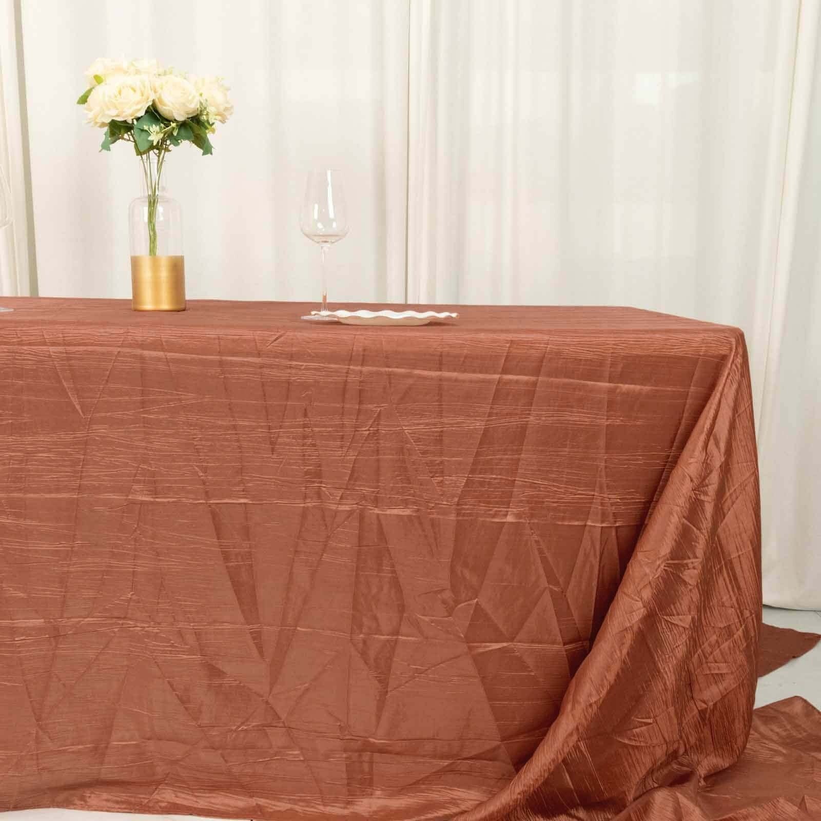 90x156 in Metallic Crinkled Taffeta Rectangular Tablecloth