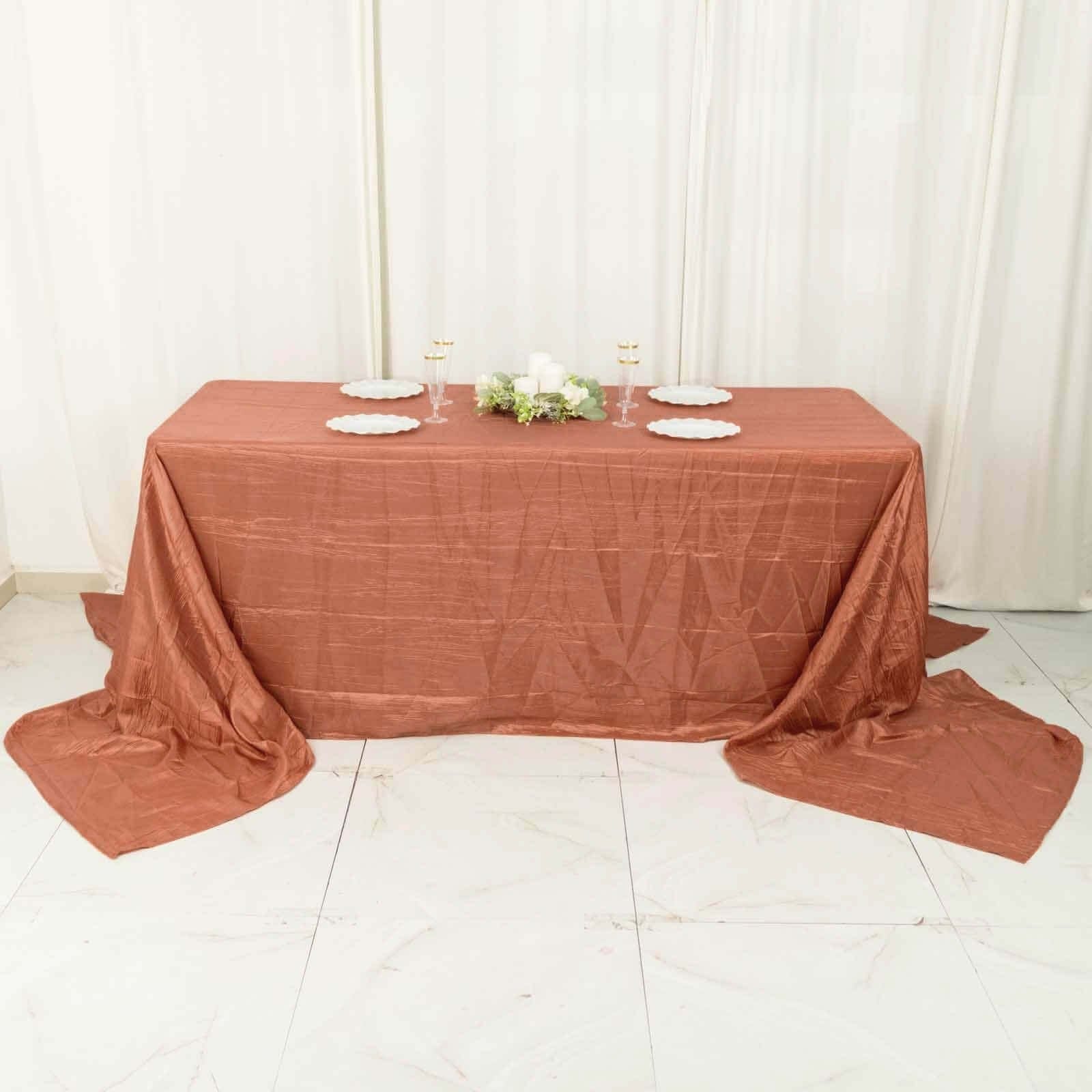 90x156 in Metallic Crinkled Taffeta Rectangular Tablecloth