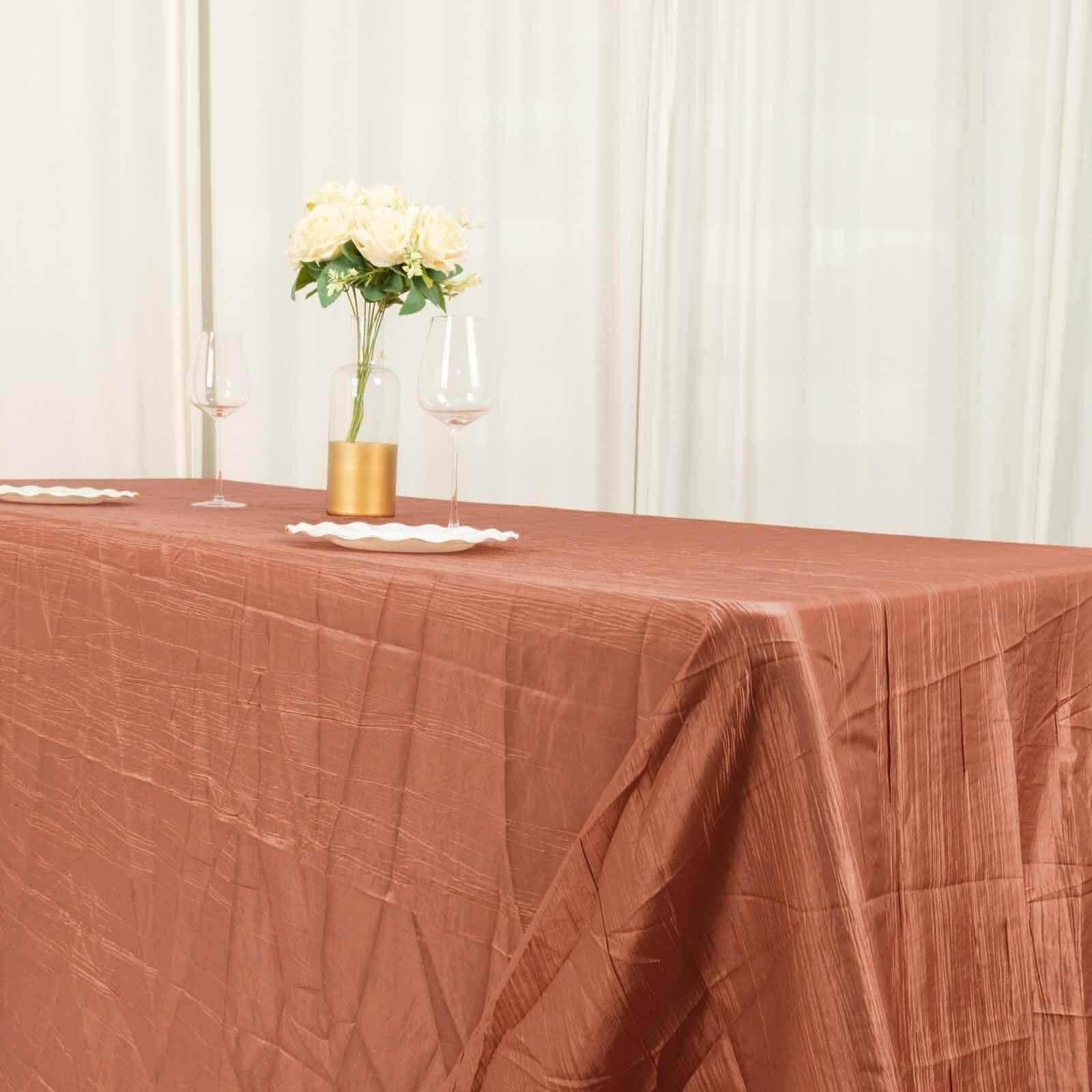 90x156 in Metallic Crinkled Taffeta Rectangular Tablecloth