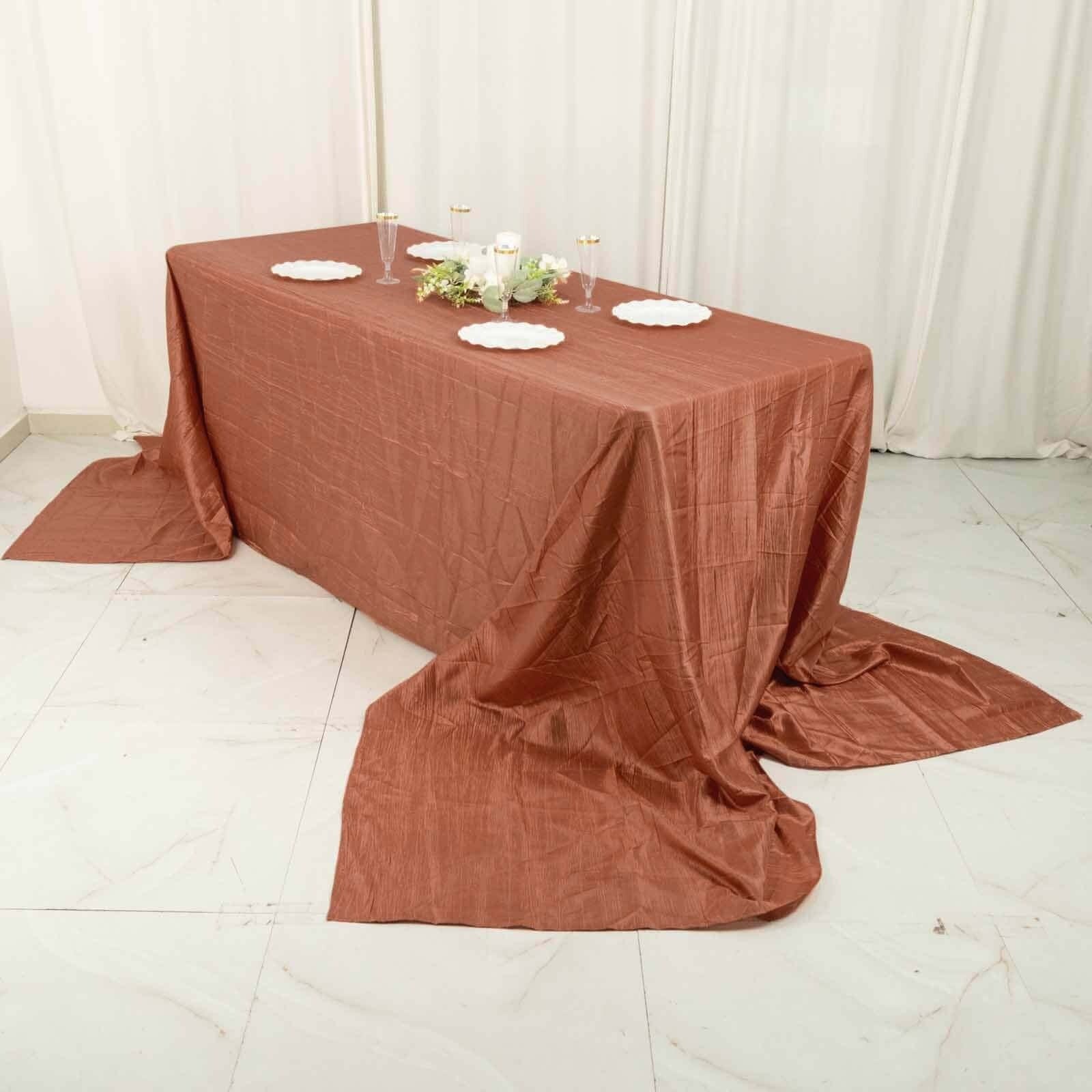 90x156 in Metallic Crinkled Taffeta Rectangular Tablecloth