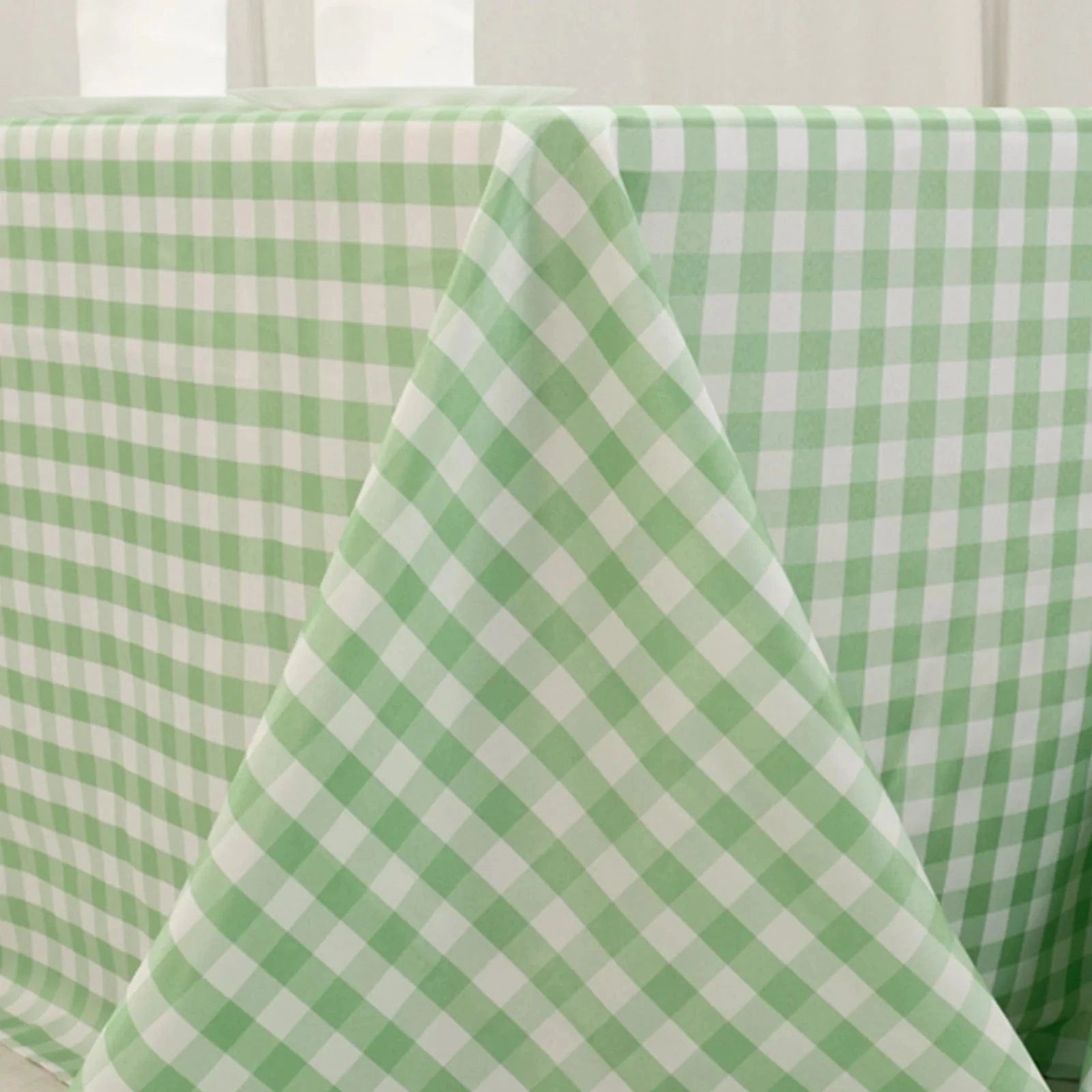 90x132 inch Gingham Checkered Polyester Rectangular Tablecloth