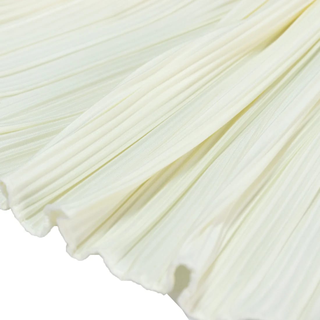 12x108 in Scuba Polyester Accordion Pleated Table Runner