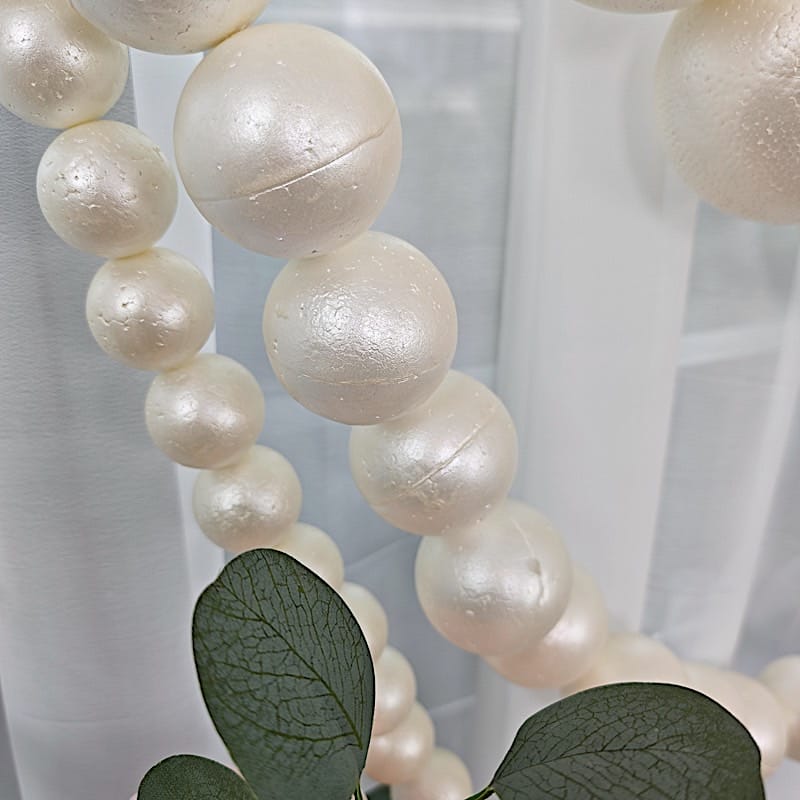 White 7.5 feet Foam Garland with 40 Pearls