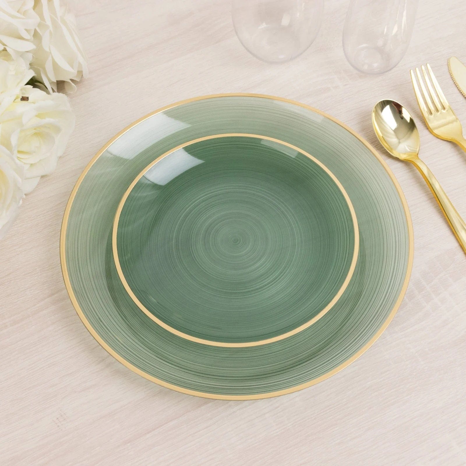 20 Plastic Round Dessert Dinner Plates with Gold Rim