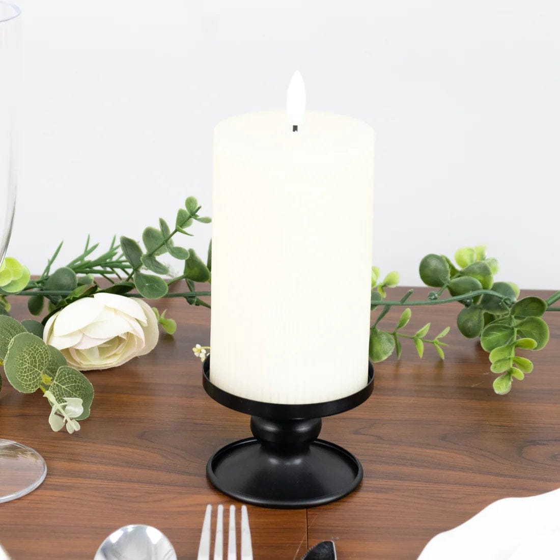 6 Reversible Metal Candle Holders Pillar and Taper Candlestick Stands