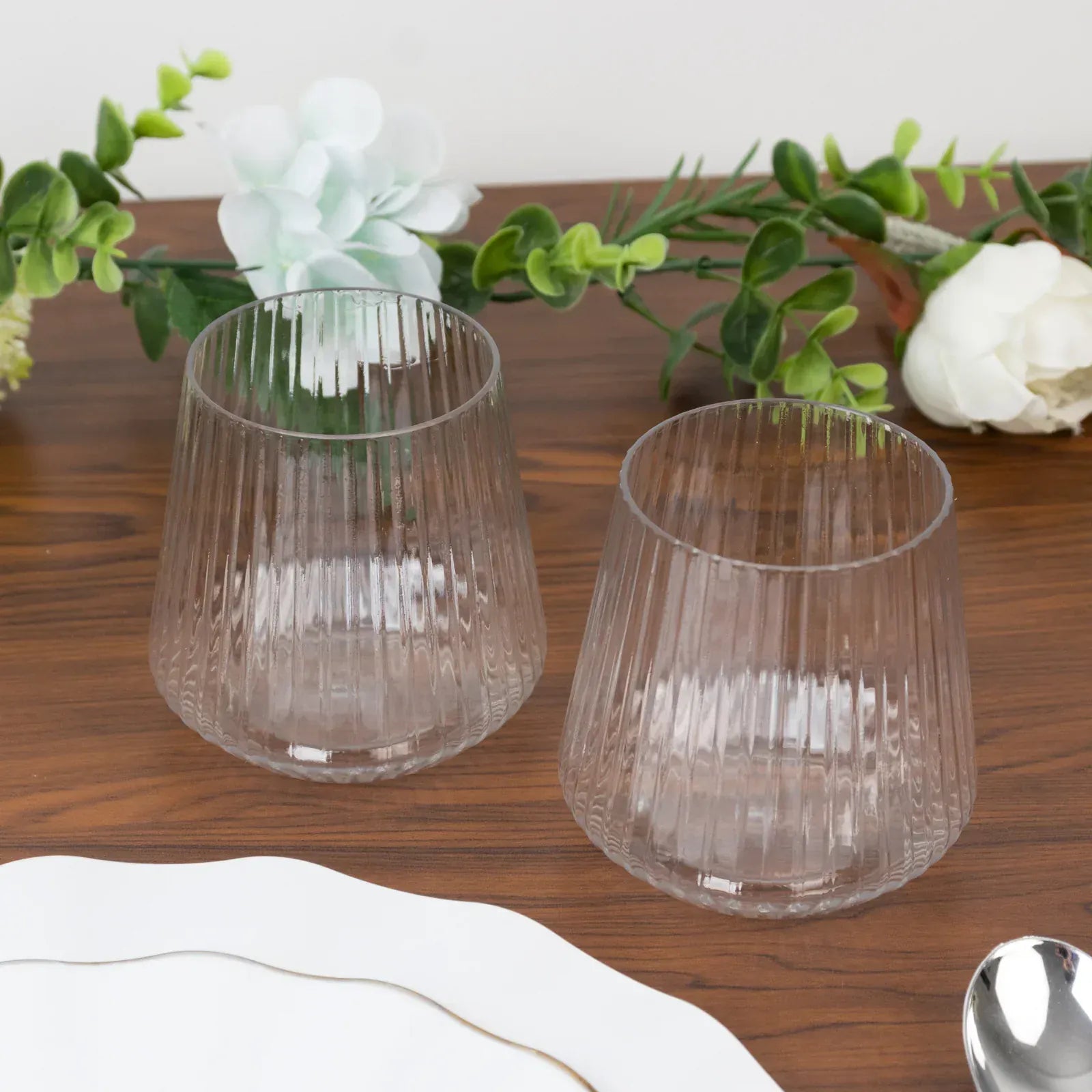 12 Clear 12 oz Plastic Stemless Wine Glasses