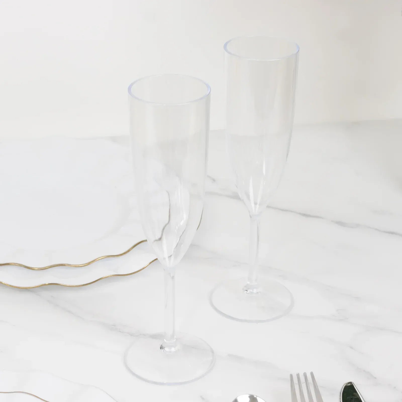 12 Plastic 6 oz Shatterproof Champagne Flutes
