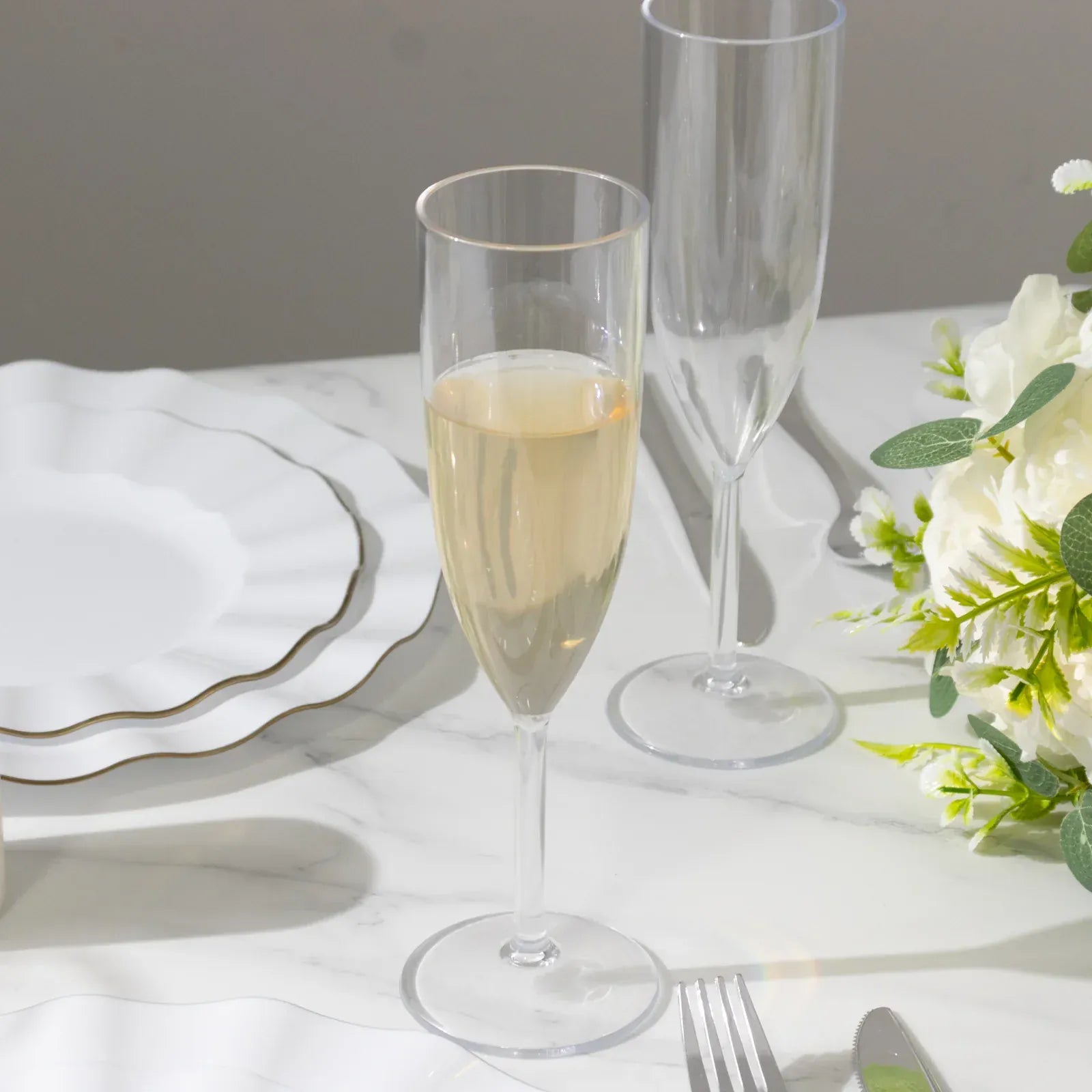 12 Plastic 6 oz Shatterproof Champagne Flutes