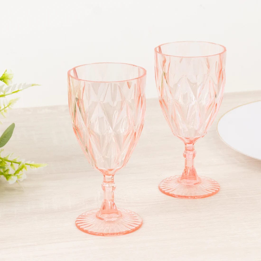 12 Goblets 11oz Vintage Diamond Cut Plastic Wine Glasses