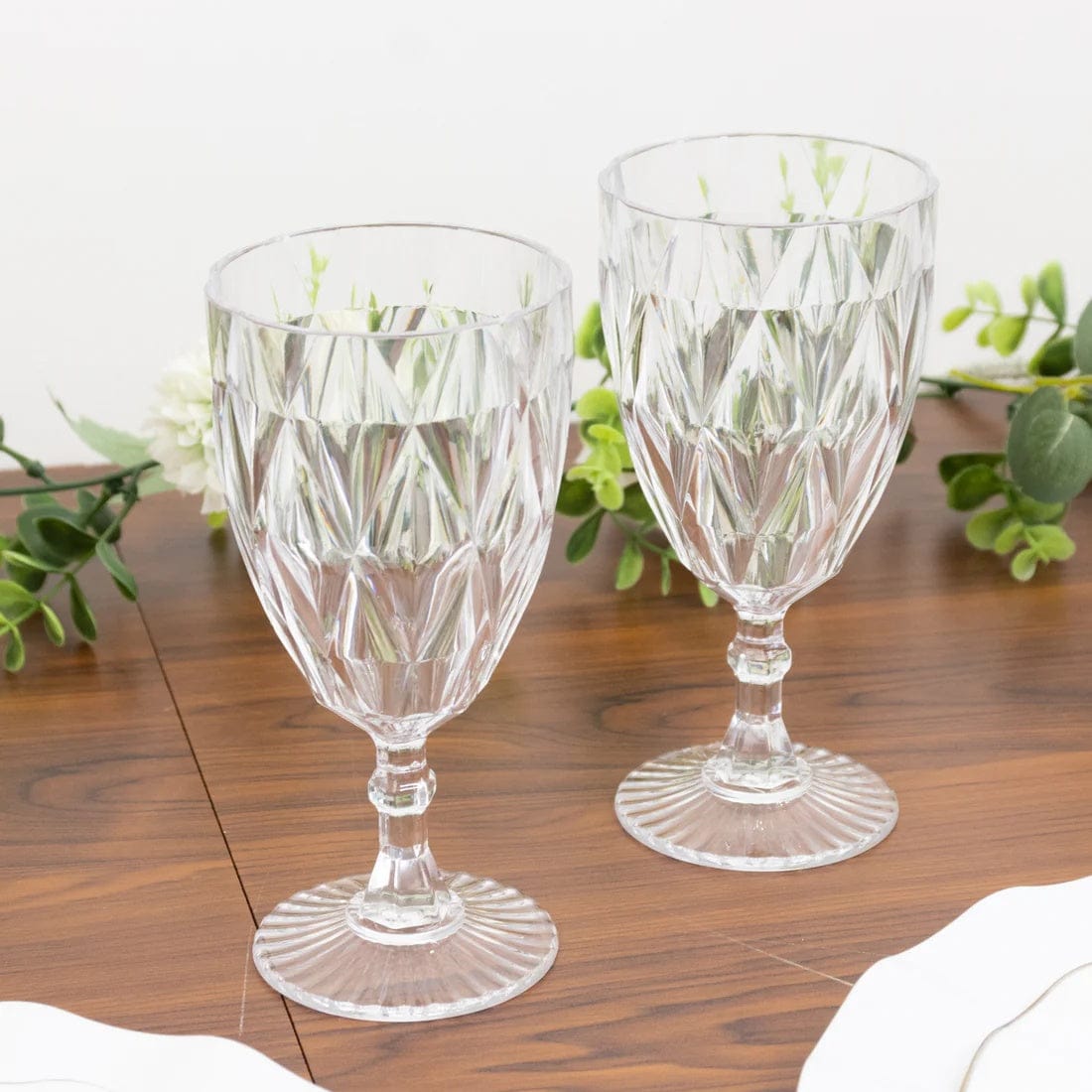 12 Goblets 11oz Vintage Diamond Cut Plastic Wine Glasses