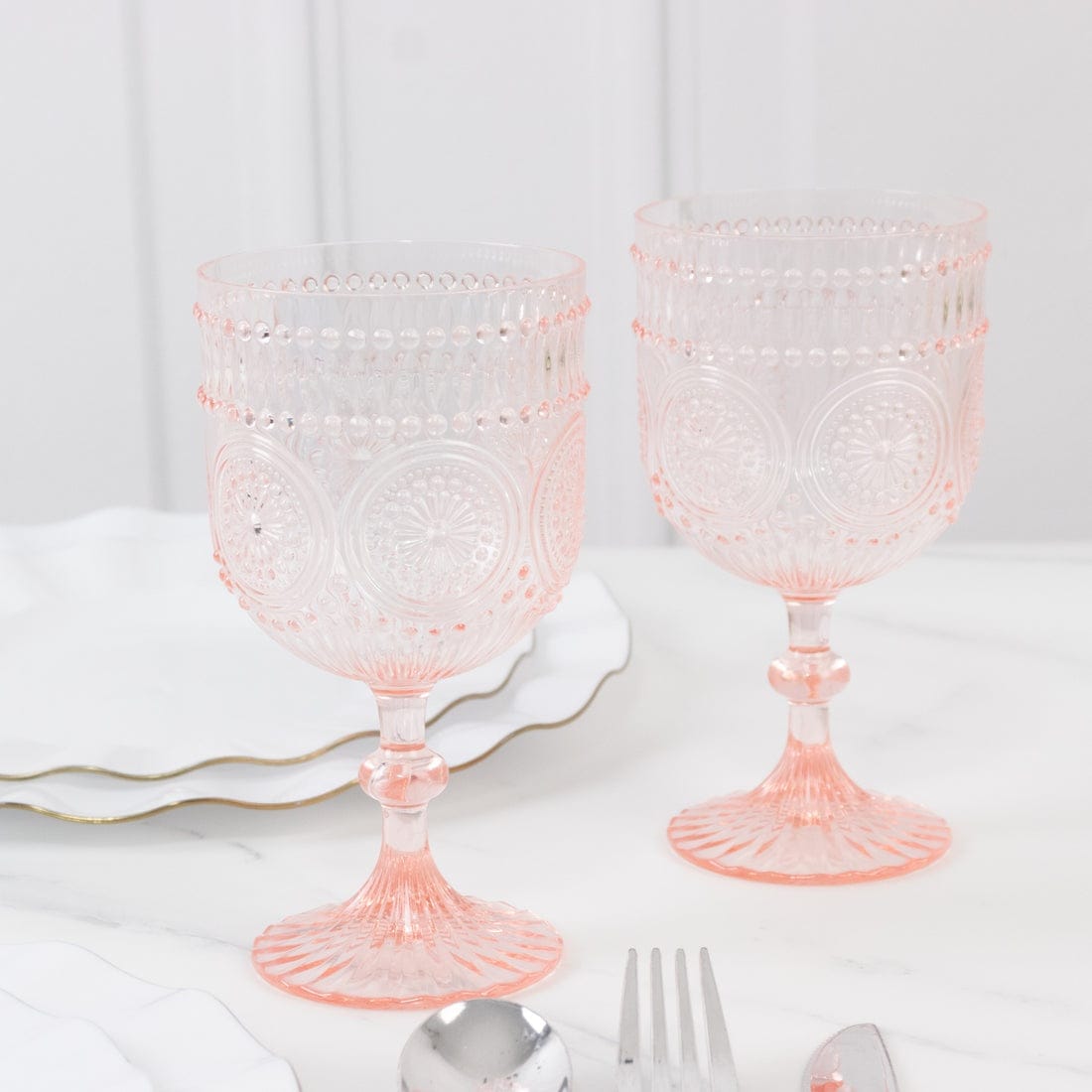 12 Goblets 15oz Shatterproof Plastic Wine Glasses with Embossed Floral Pattern