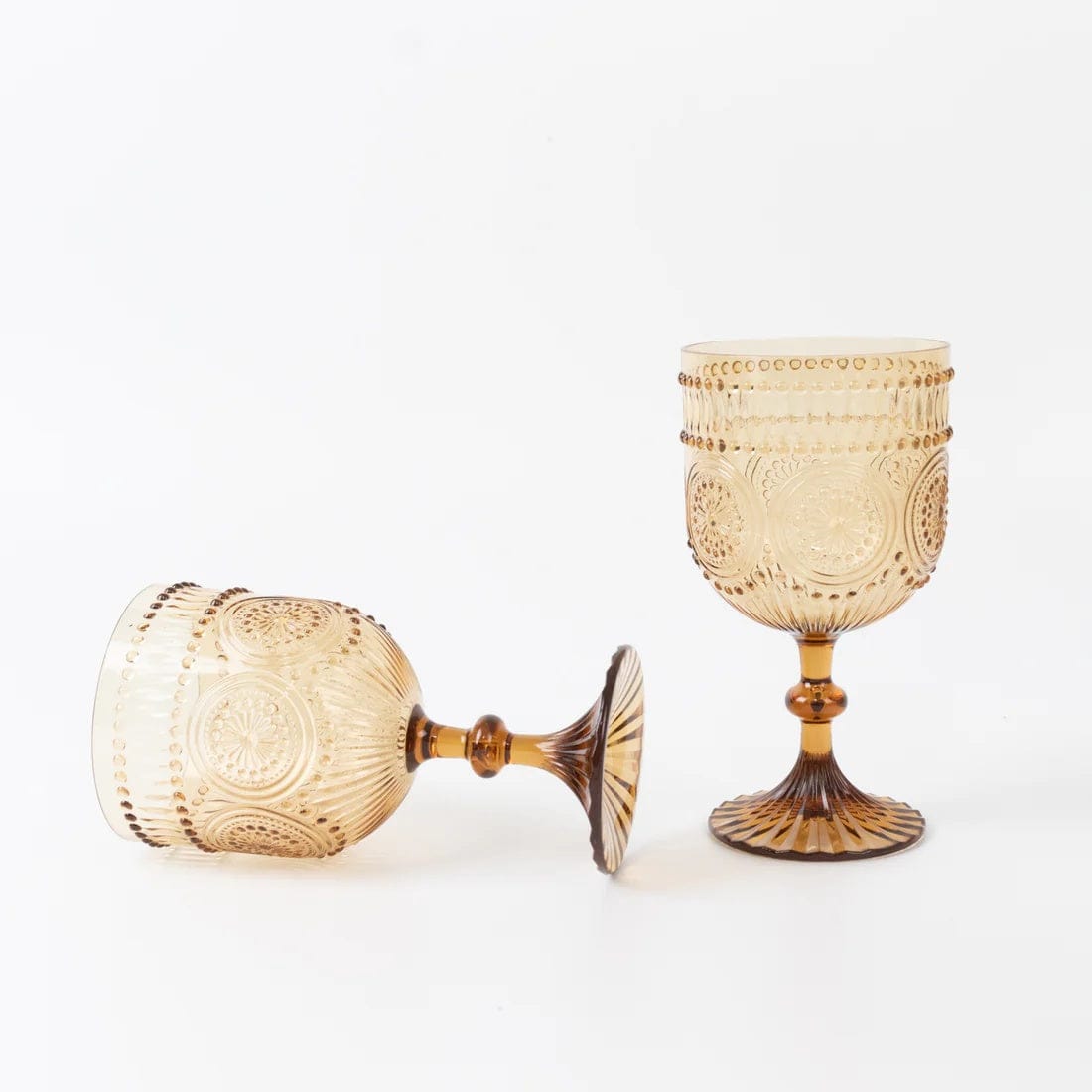 12 Goblets 15oz Shatterproof Plastic Wine Glasses with Embossed Floral Pattern