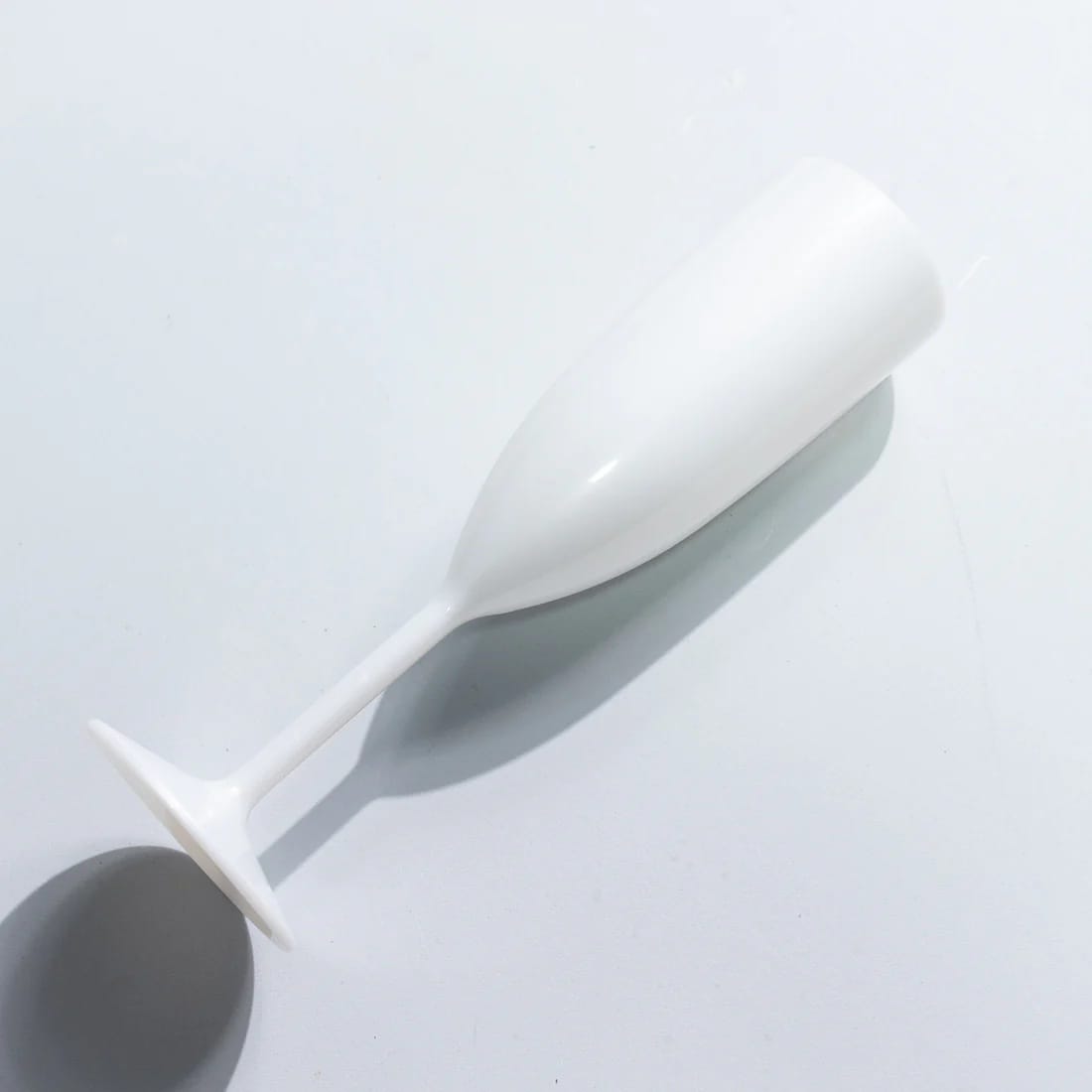 12 Plastic 6 oz Shatterproof Champagne Flutes