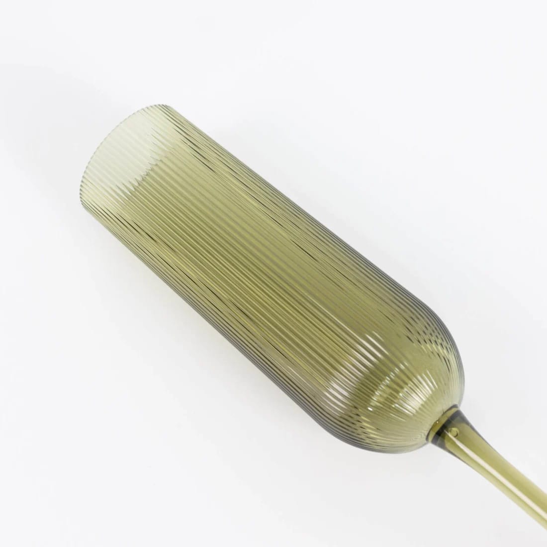 12 Ribbed 4 oz Plastic Champagne Flutes Disposable Glasses