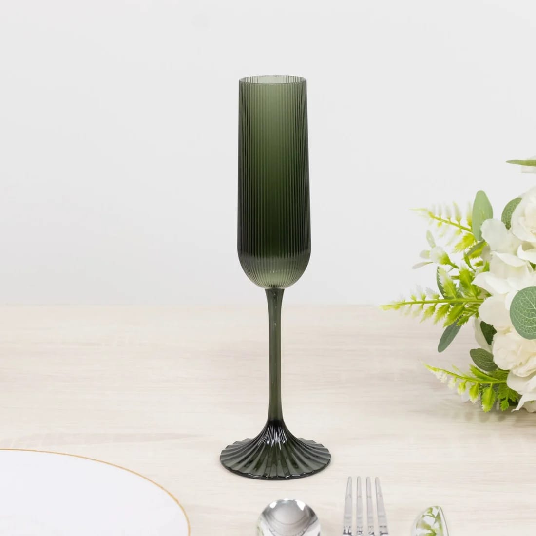 12 Ribbed 4 oz Plastic Champagne Flutes Disposable Glasses
