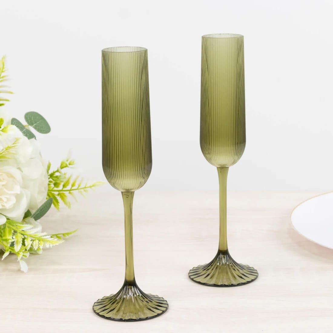 12 Ribbed 4 oz Plastic Champagne Flutes Disposable Glasses