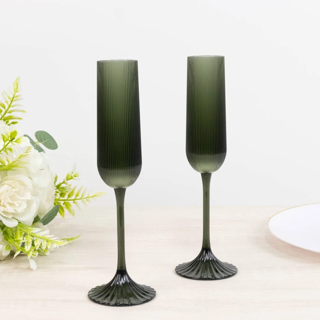 12 Ribbed 4 oz Plastic Champagne Flutes Disposable Glasses
