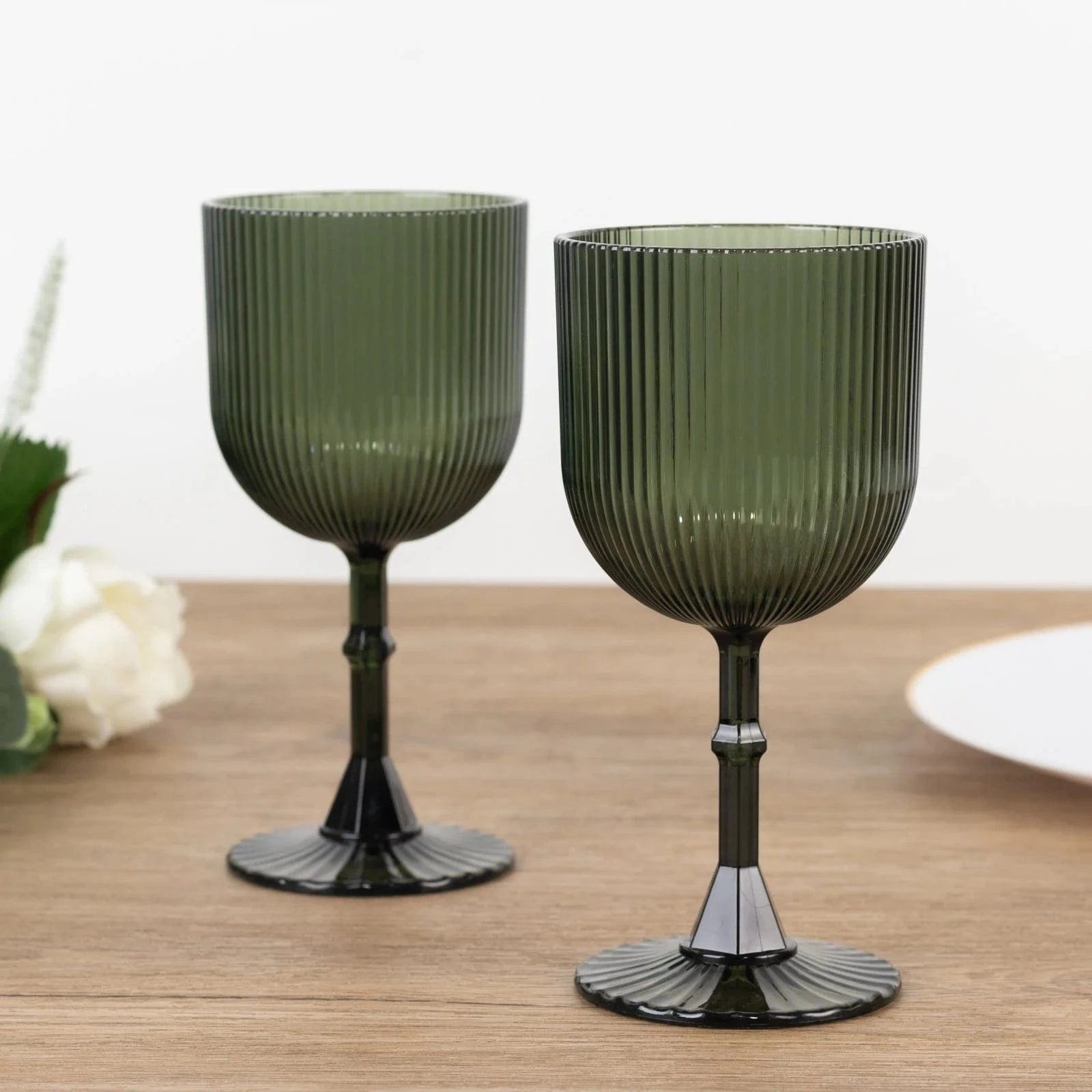 2 Plastic Wine Glasses 9oz Vintage Ribbed Pattern