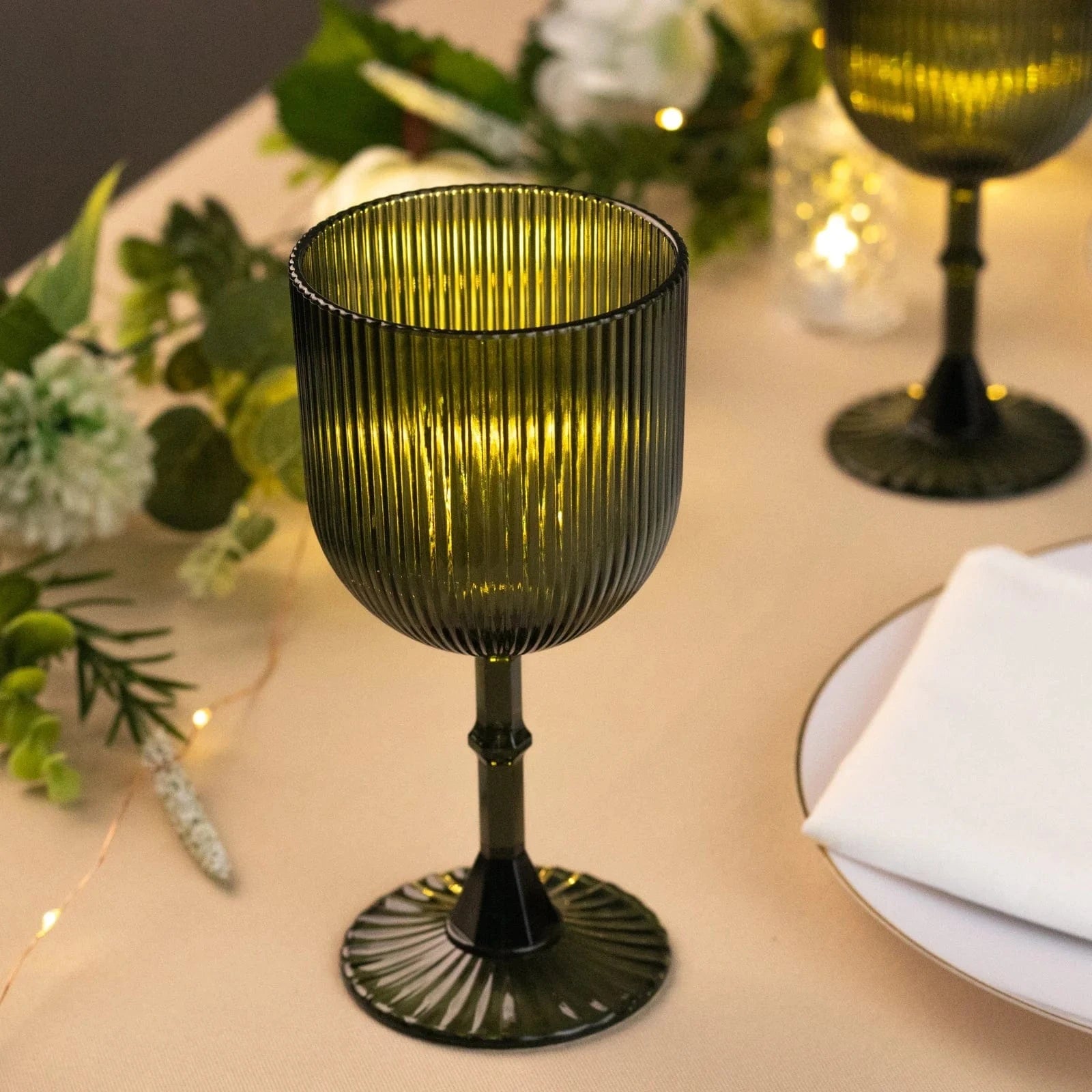 2 Plastic Wine Glasses 9oz Vintage Ribbed Pattern
