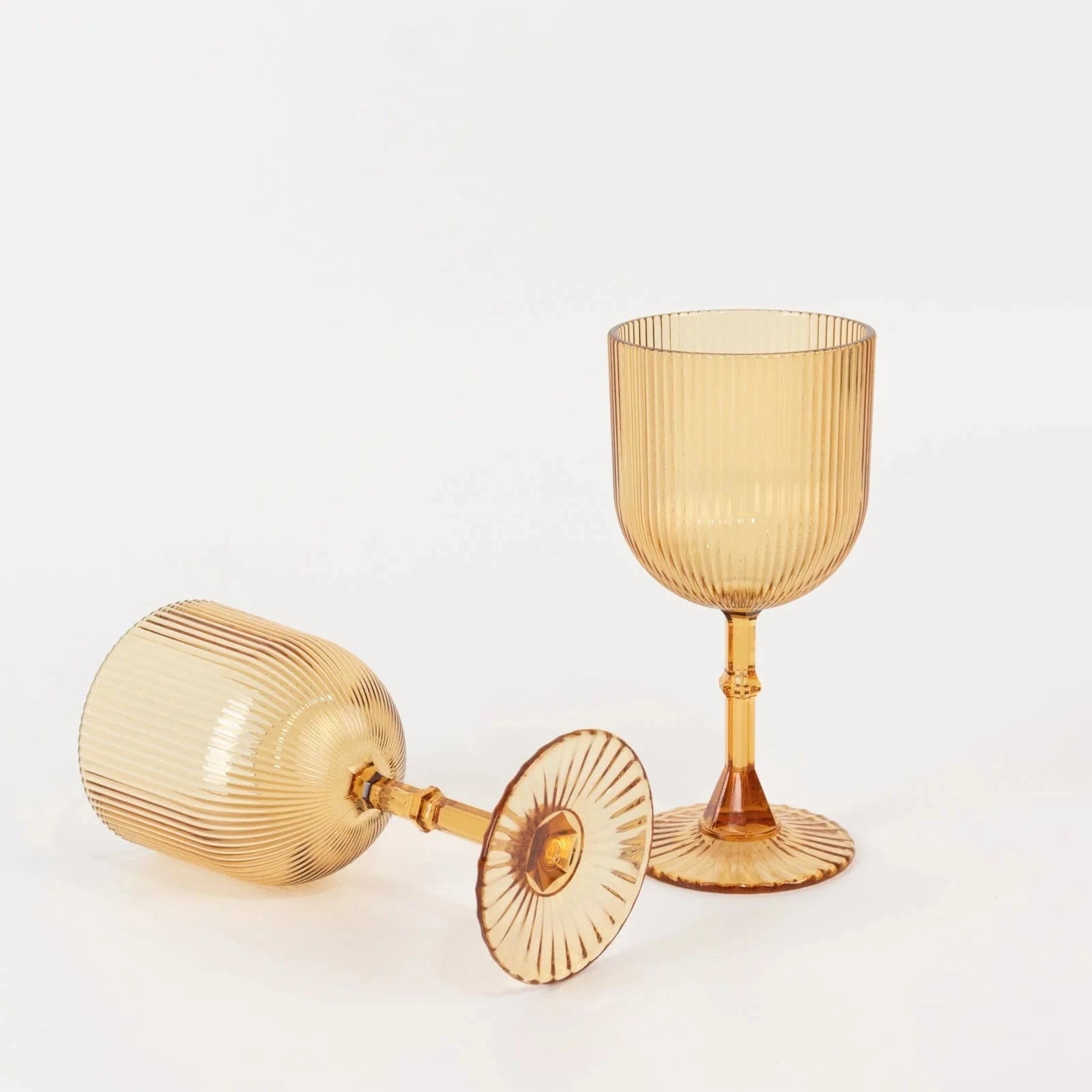 2 Plastic Wine Glasses 9oz Vintage Ribbed Pattern