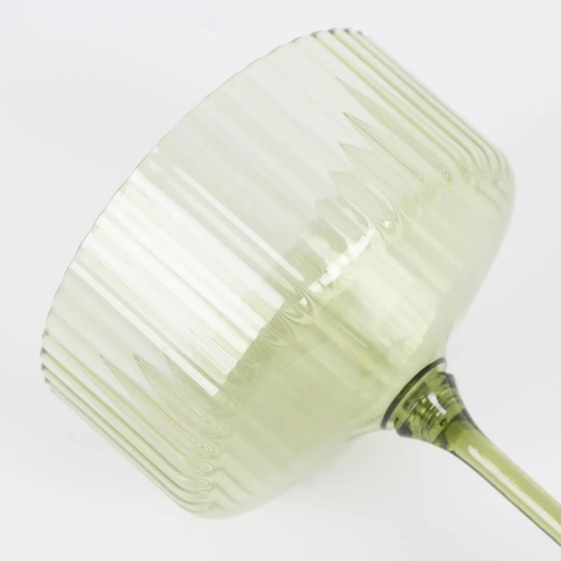 24 Ribbed 10 oz Premium Disposable Plastic Coupe Champagne Glasses with Detachable Stem