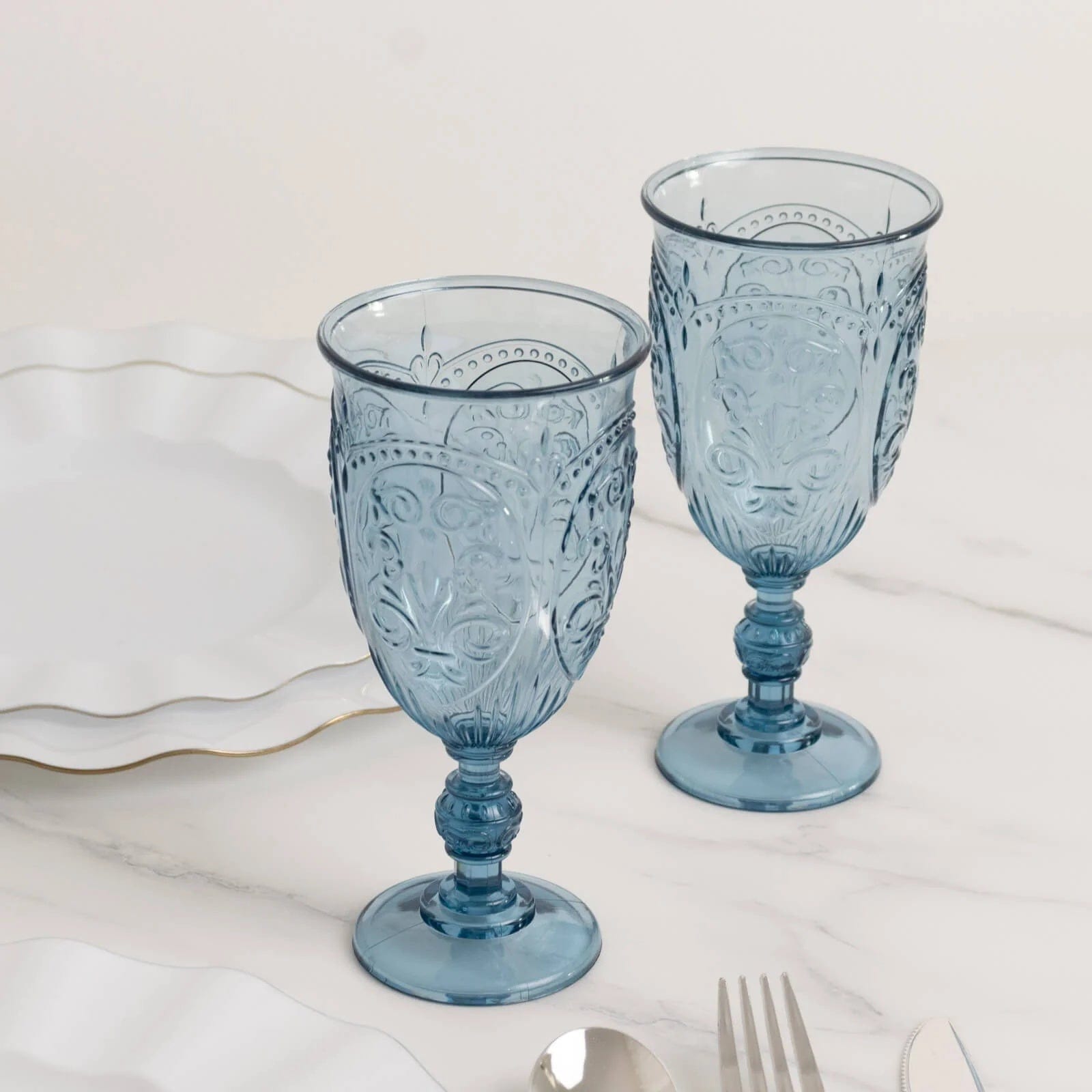24 Transparent 10 oz Plastic Wine Glasses Retro Embossed Style