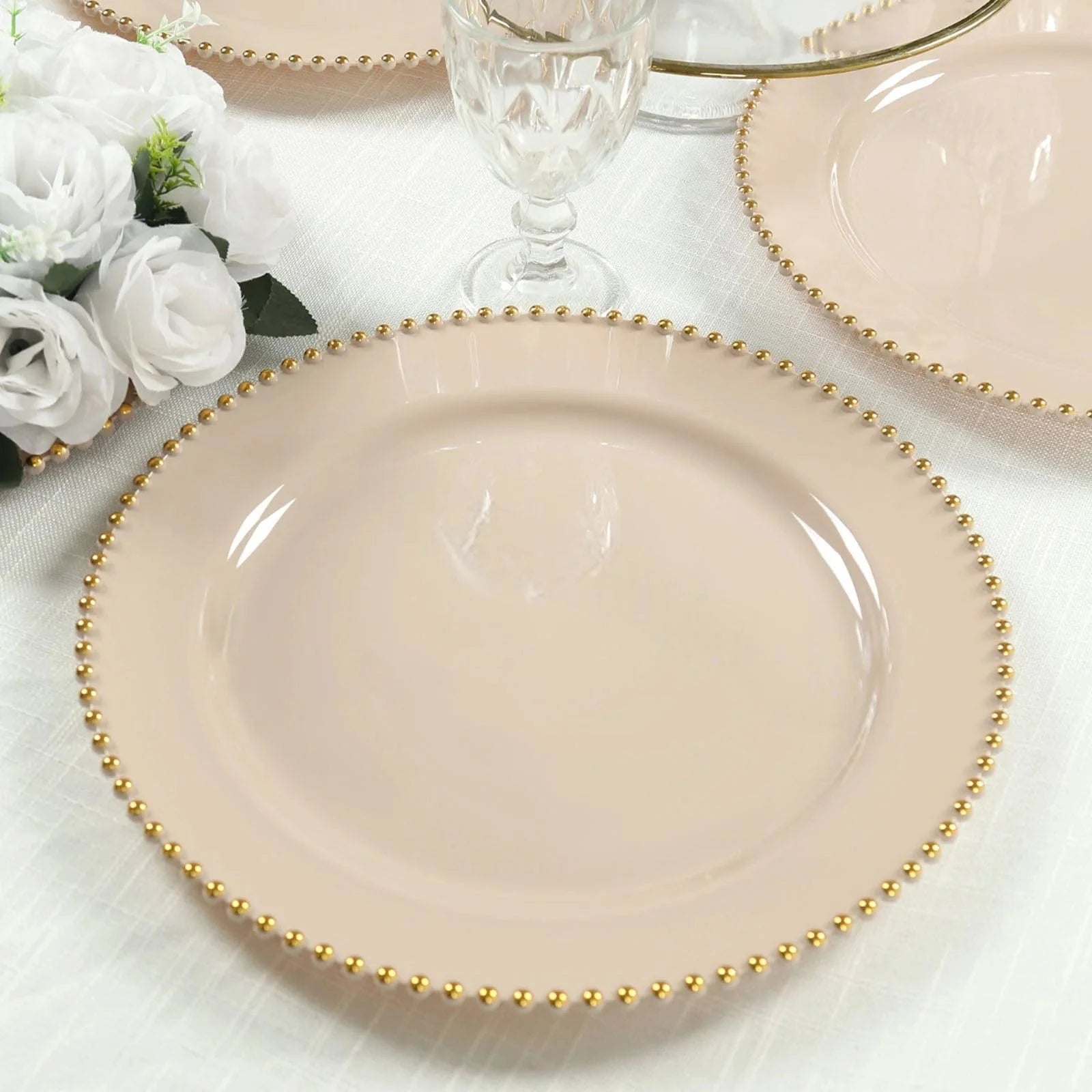 10 Round 13 in Plastic Charger Plates with Beaded Rim