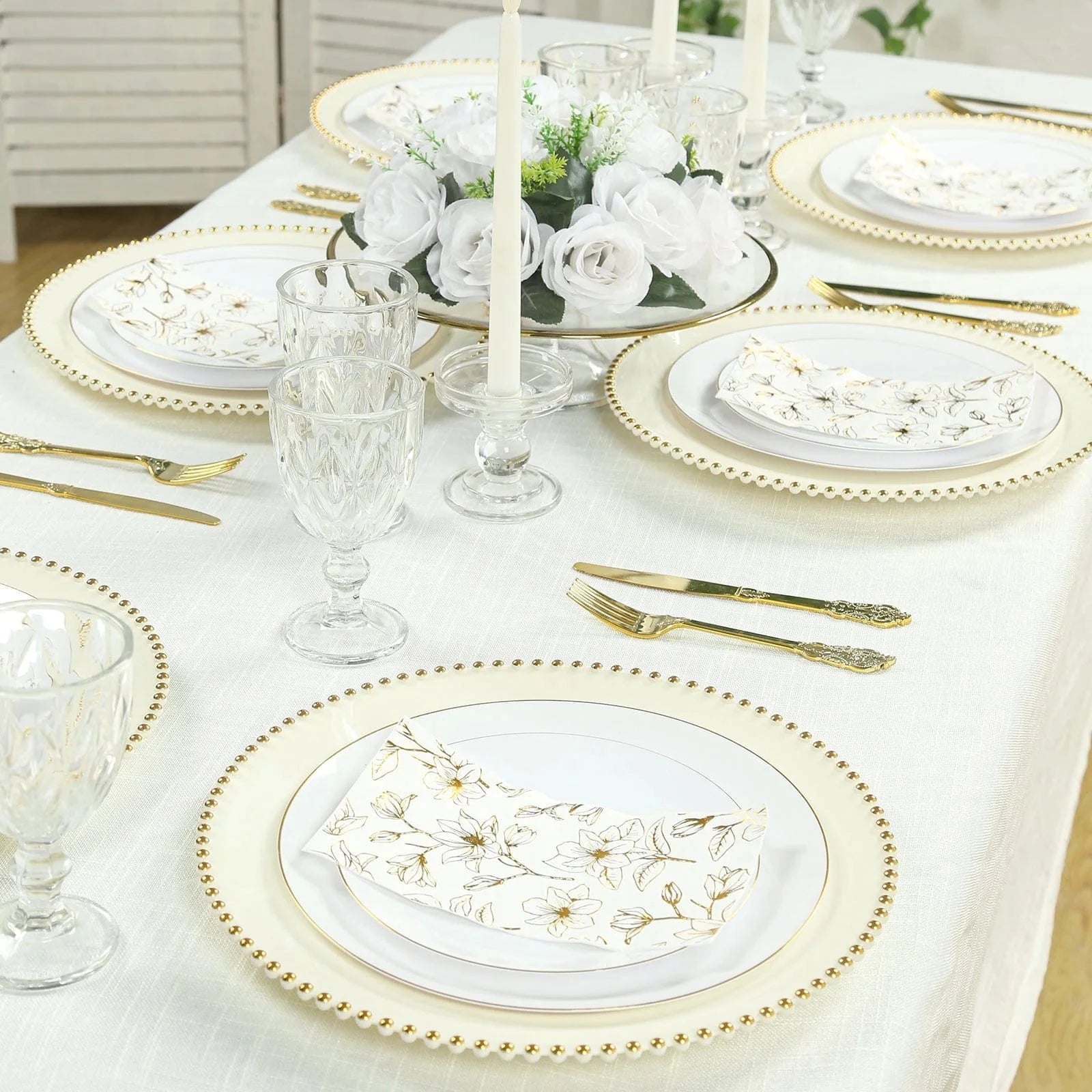 10 Round 13 in Plastic Charger Plates with Beaded Rim