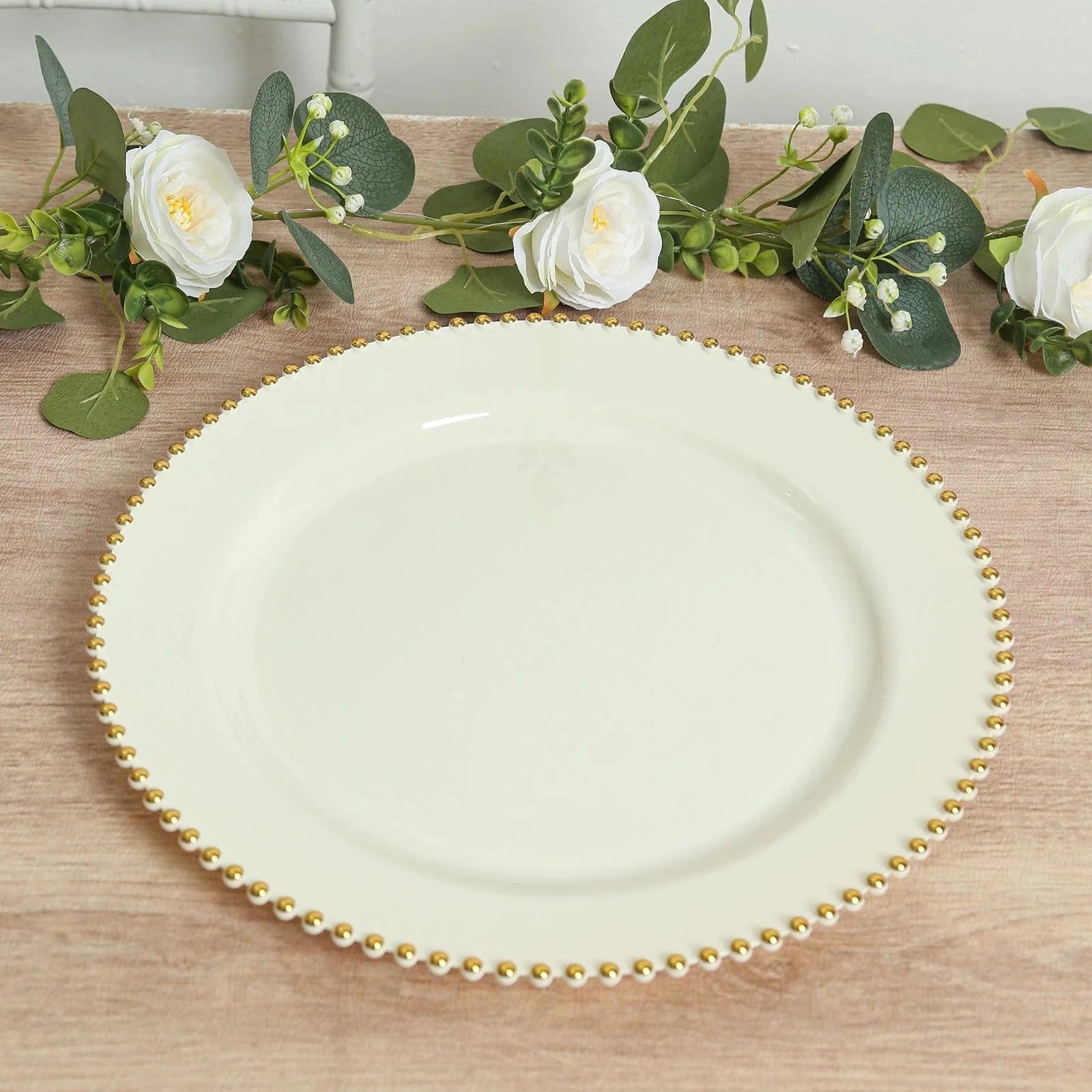 10 Round 13 in Plastic Charger Plates with Beaded Rim