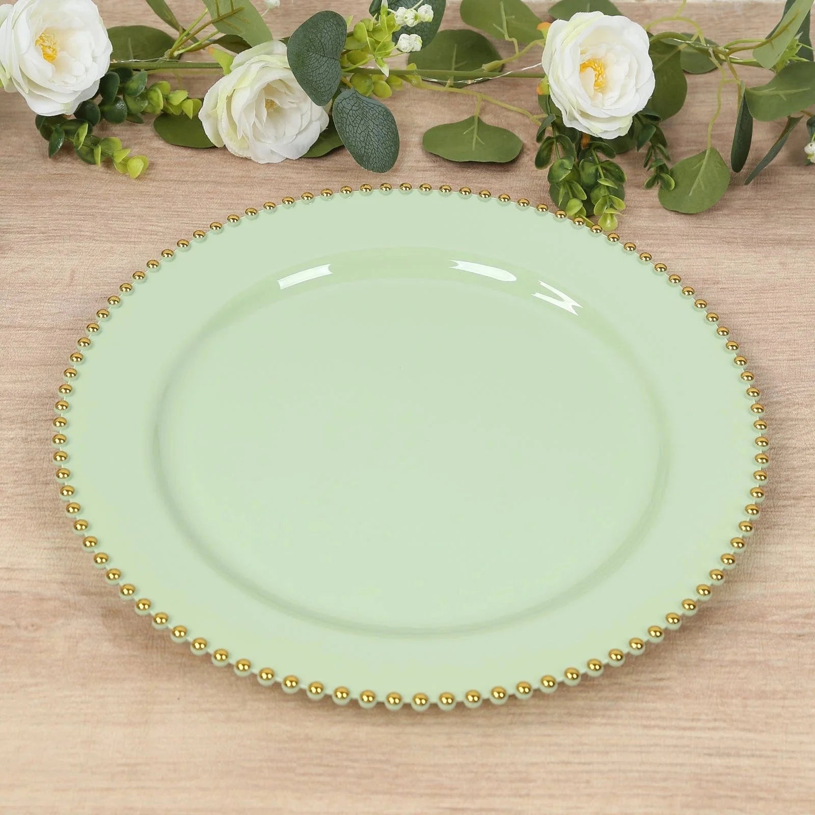 10 Round 13 in Plastic Charger Plates with Beaded Rim