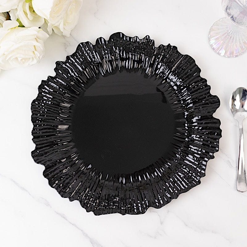 10 Round 13 in Plastic Charger Plates with Reef Rim Design