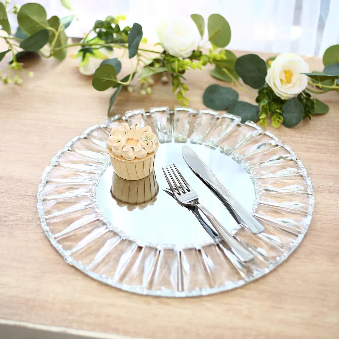 2 pcs 14 in Round Crystal Pendant Metal Charger Plates with Gold Mirror Glass