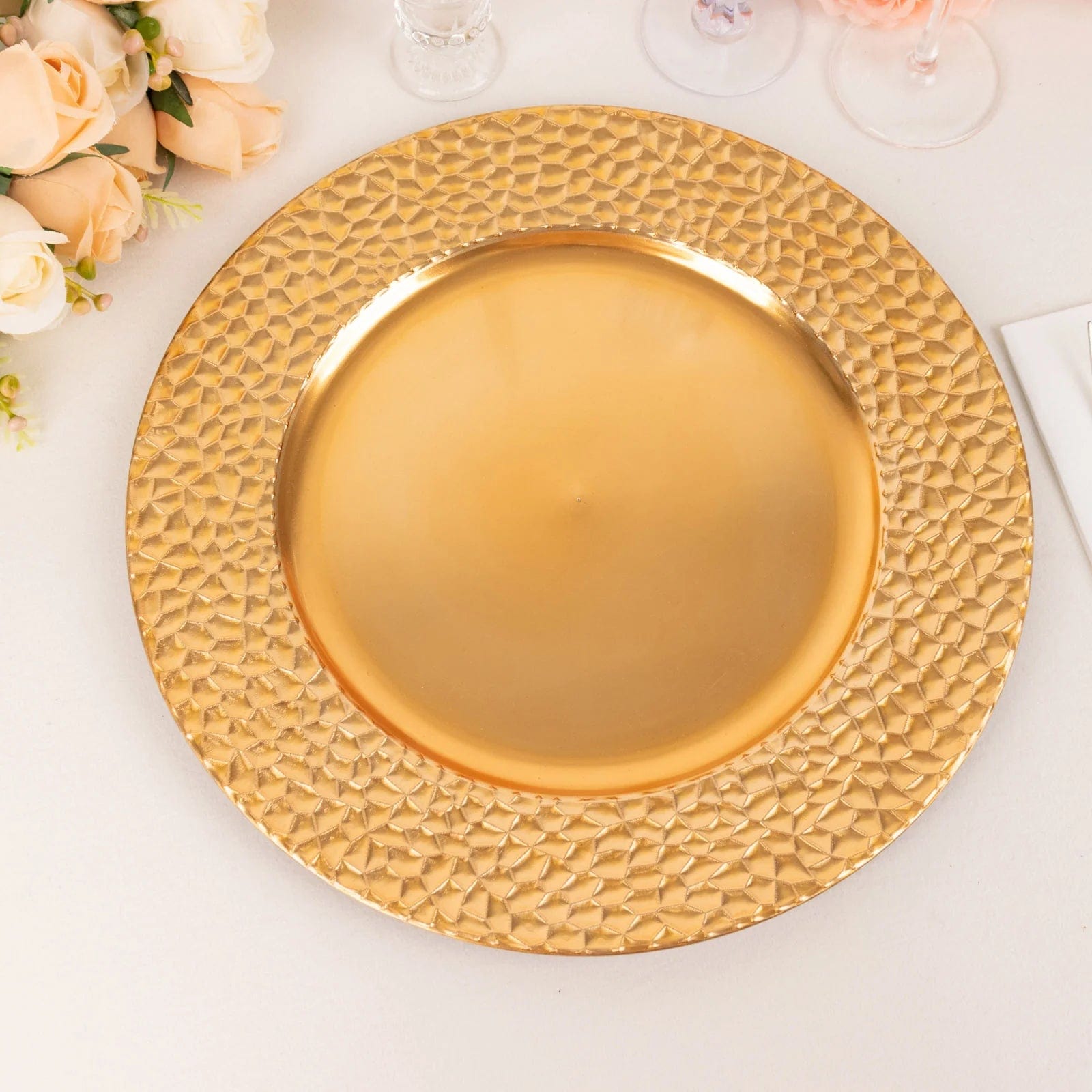 6 Metallic Gold 13 in Round Acrylic Charger Plates with Hammered Rim