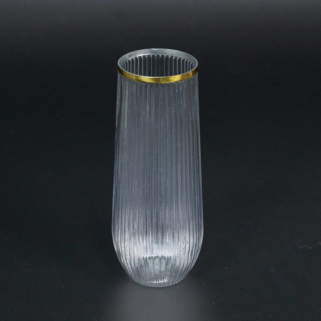 12 Clear 9 oz Disposable Plastic Champagne Stemless Flutes with Gold Rim