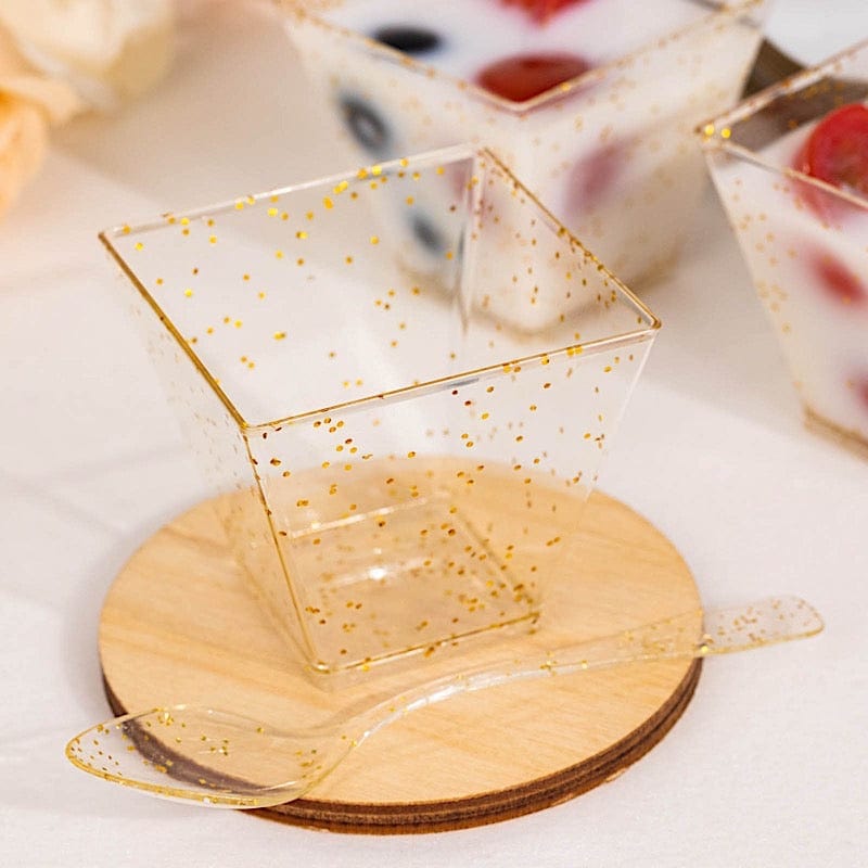 https://balsacircle.com/cdn/shop/files/balsa-circle-cups-24-clear-2-oz-disposable-gold-glittered-square-plastic-dessert-cups-with-spoons-dsp-dst-cu007-2-clgd-31802817937456_800x800.jpg?v=1687417072