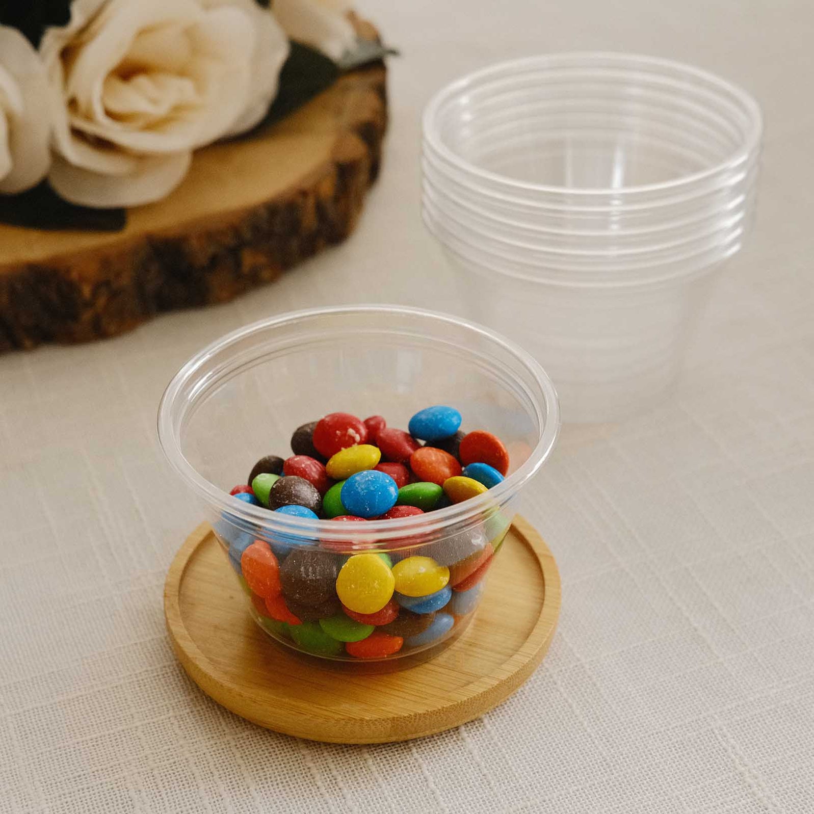 50 Clear 7 oz Disposable Round Plastic Dessert Cups with Dome Lids ...